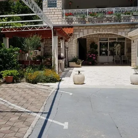 Danka Omis